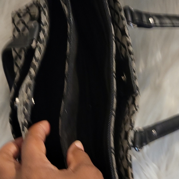 Purse - Picture 8 of 9